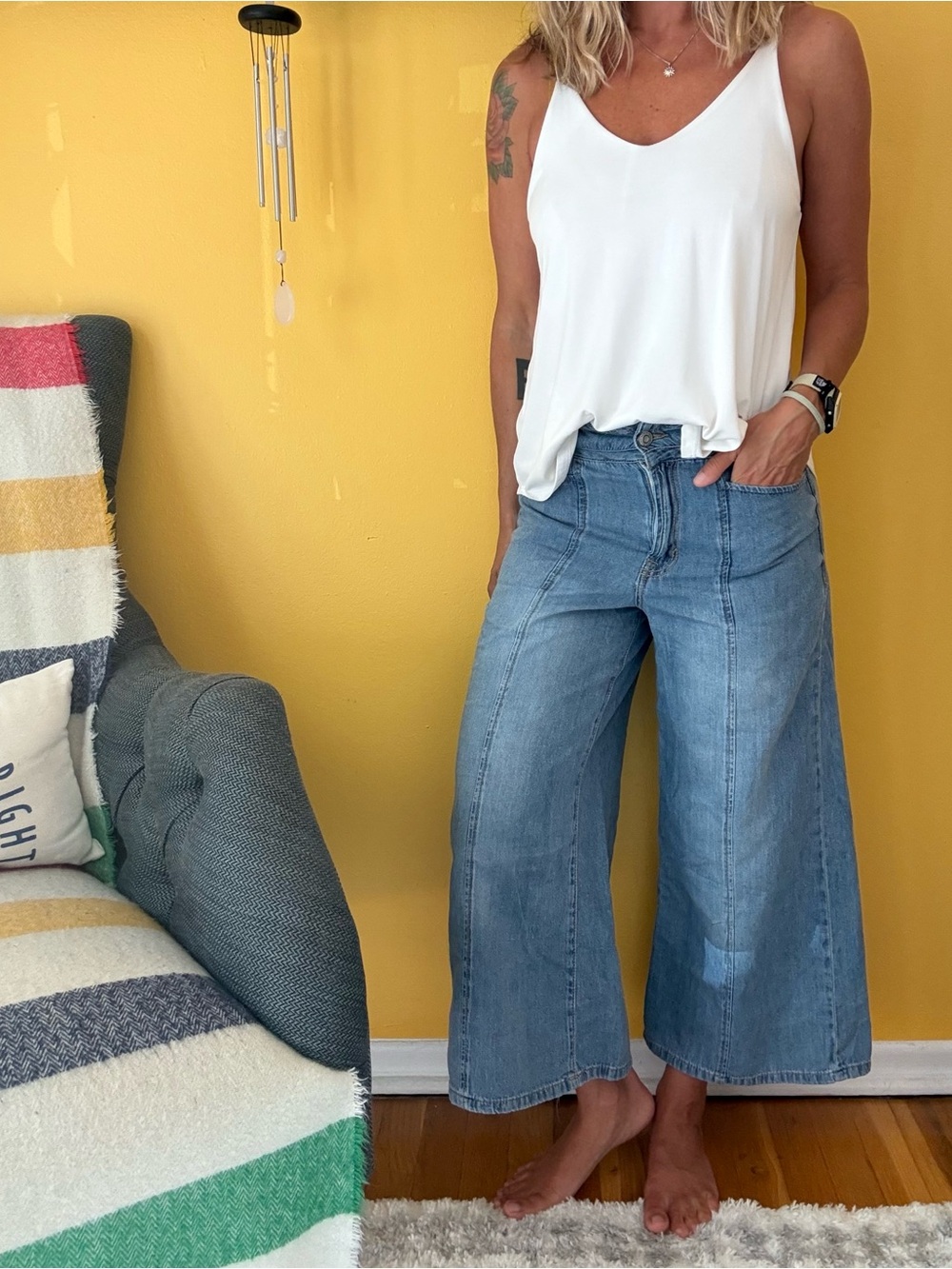 Kensie Kaya 6/28 High Rise Wide Leg Ankle Light Blue Crop Jeans Washed Denim